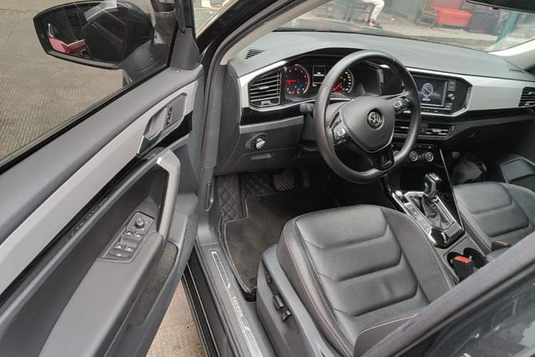 Used Volkswagen Tayron 2019 Teramont Edition 280TSI Two-Wheel Drive Luxury Model China VI Standard Driver Seat
