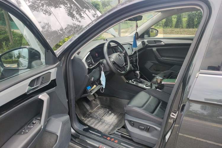 Used Volkswagen Tayron 2019 330TSI Two-Wheel-Drive Luxury Plus China VI Standard Driver Seat