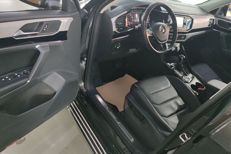 Used Volkswagen Tayron 2019 330TSI Two-Wheel Drive Luxury Model China VI Standard Driver Seat