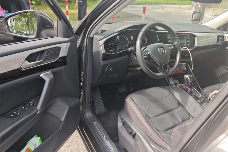 Used Volkswagen Tayron 2019 330TSI Two-Wheel Drive Luxury Model China VI Standard Driver Seat