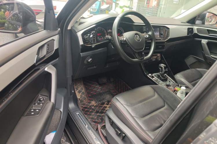 Used Volkswagen Tayron 2019 Teramont Edition 280TSI Two-Wheel Drive Luxury Model China VI Standard Driver Seat