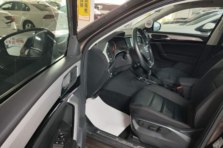 Used Volkswagen Tayron 2019 330TSI Two-Wheel Drive Luxury Model China VI Standard Driver Seat