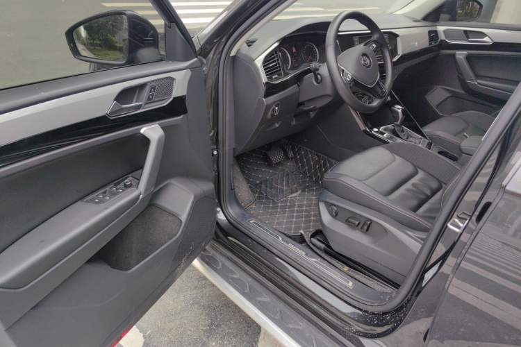 Used Volkswagen Tayron 2019 330TSI Four-Wheel Drive Luxury Version China VI Standard Driver Seat