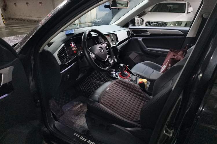 Used Volkswagen Tayron 2019 330TSI Two-Wheel Drive Luxury Model China VI Standard Driver Seat