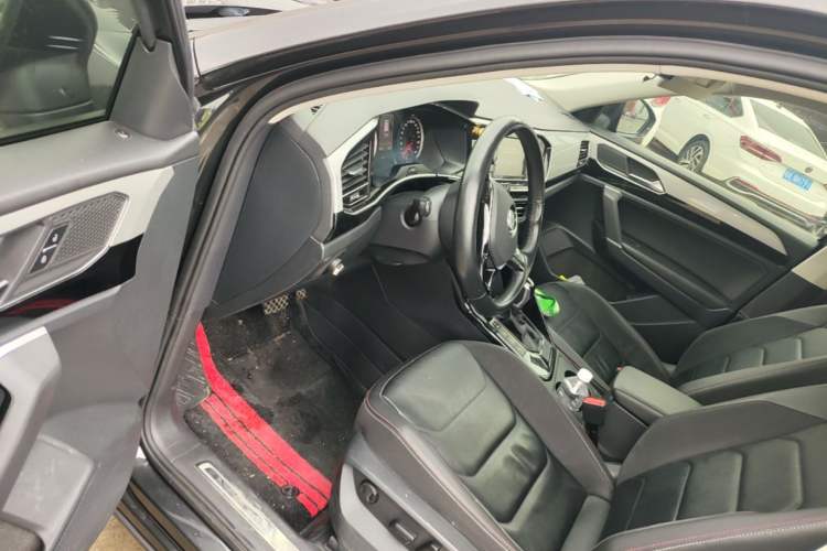 Used Volkswagen Tayron 2019 330TSI Two-Wheel Drive Luxury Model China VI Standard Driver Seat