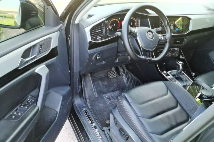 Used Volkswagen Tayron 2019 330TSI Two-Wheel Drive Luxury Model China VI Standard Driver Seat