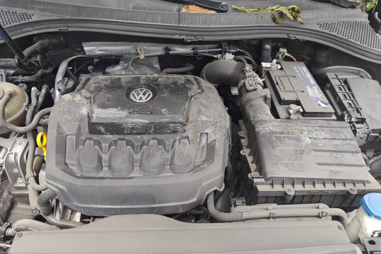 Used Volkswagen Tayron 2019 330TSI Four-Wheel Drive Luxury Version China V Standard Engine Bay