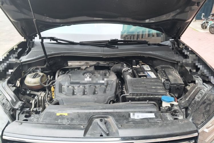 Used Volkswagen Tayron 2019 330TSI Four-Wheel Drive Luxury Version China V Standard Engine Bay
