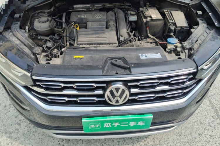 Used Volkswagen Tayron 2019 Teramont Edition 280TSI Two-Wheel Drive Luxury Model China VI Standard Engine Bay