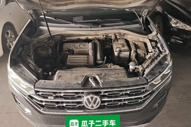Used Volkswagen Tayron 2019 Teramont Edition 280TSI Two-Wheel Drive Luxury Model China VI Standard Engine Bay