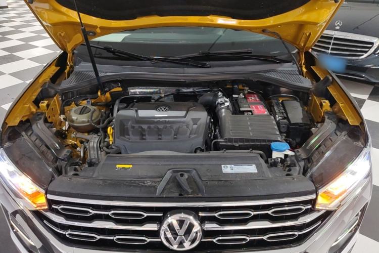 Used Volkswagen Tayron 2019 330TSI Four-Wheel Drive Luxury Version China V Standard Engine Bay