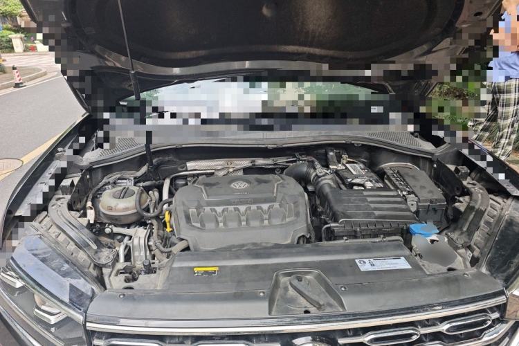 Used Volkswagen Tayron 2019 330TSI Four-Wheel Drive Luxury Version China VI Standard Engine Bay