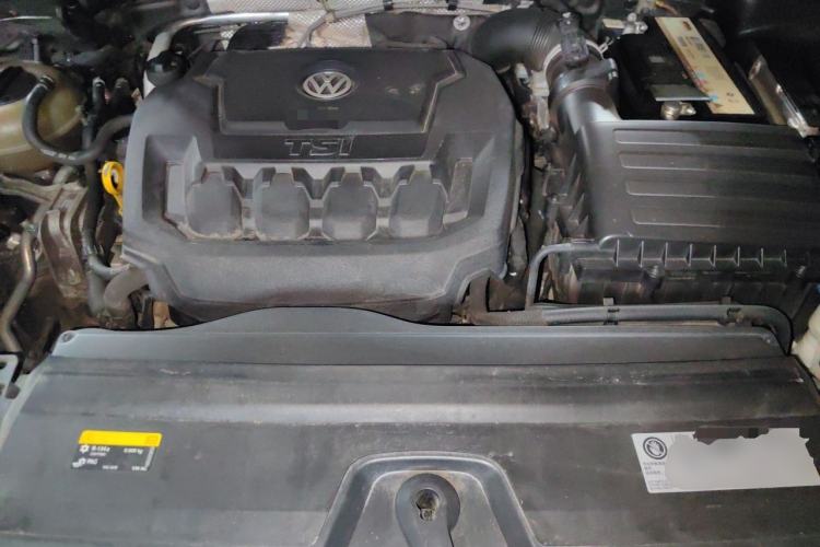 Used Volkswagen Tayron 2019 330TSI Four-Wheel Drive Luxury Version China V Standard Engine Bay