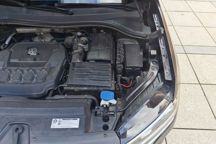 Used Volkswagen Tayron 2019 330TSI Four-Wheel Drive Luxury Version China V Standard Engine Bay Left