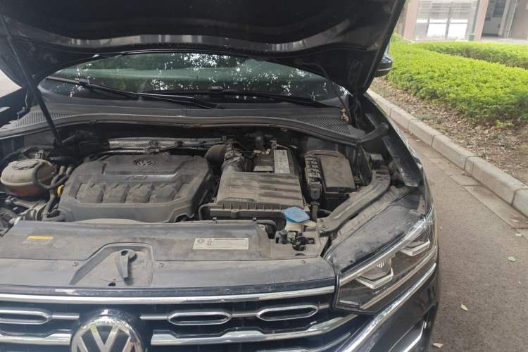 Used Volkswagen Tayron 2019 330TSI Two-Wheel Drive Luxury Model China VI Standard Engine Bay Left