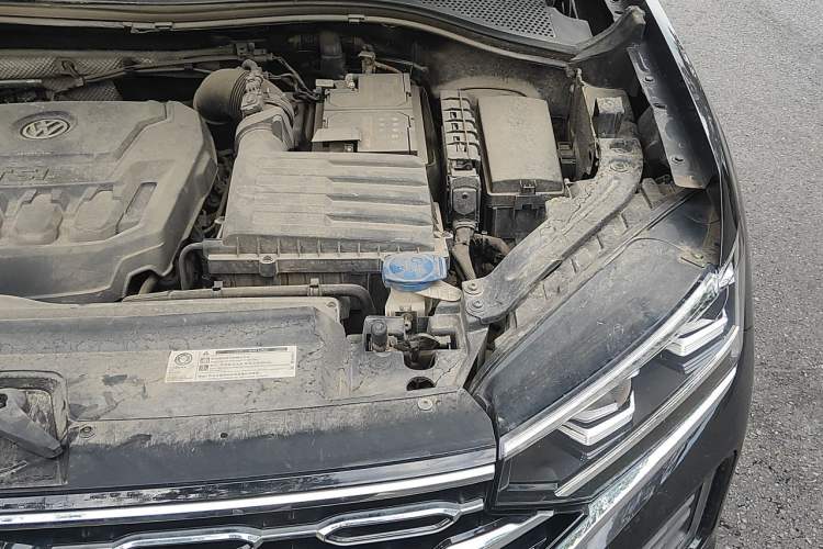 Used Volkswagen Tayron 2019 330TSI Four-Wheel Drive Luxury Version China VI Standard Engine Bay Left