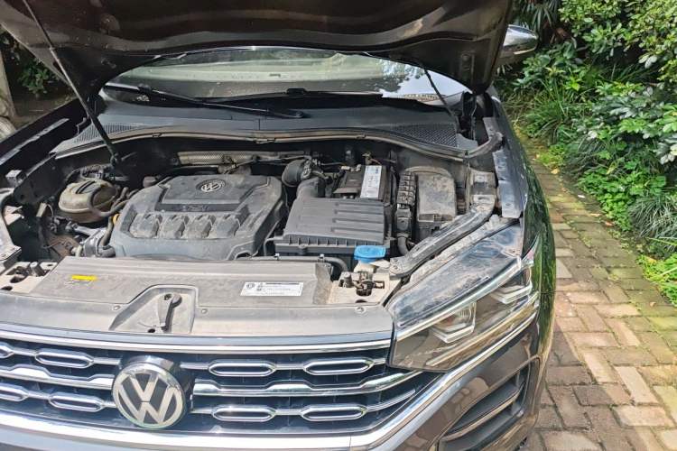 Used Volkswagen Tayron 2019 330TSI Four-Wheel Drive Luxury Version China V Standard Engine Bay Left