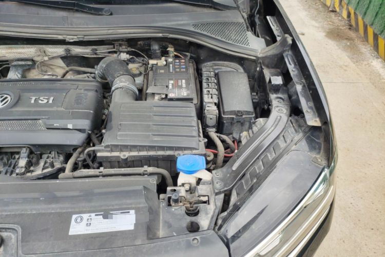 Used Volkswagen Tayron 2019 380TSI Four-Wheel Drive Prestige Version China V Standard Engine Bay Left
