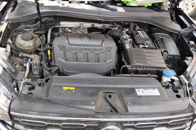 Used Volkswagen Tayron 2019 330TSI Two-Wheel Drive Luxury Model China VI Standard Engine Bay