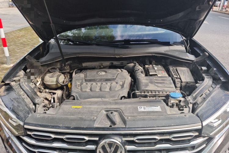 Used Volkswagen Tayron 2019 330TSI Two-Wheel Drive Luxury Model China VI Standard Engine Bay