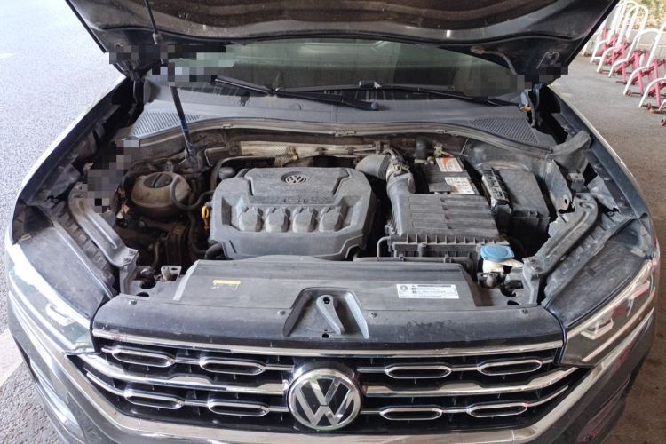 Used Volkswagen Tayron 2019 330TSI Four-Wheel Drive Luxury Version China VI Standard Engine Bay