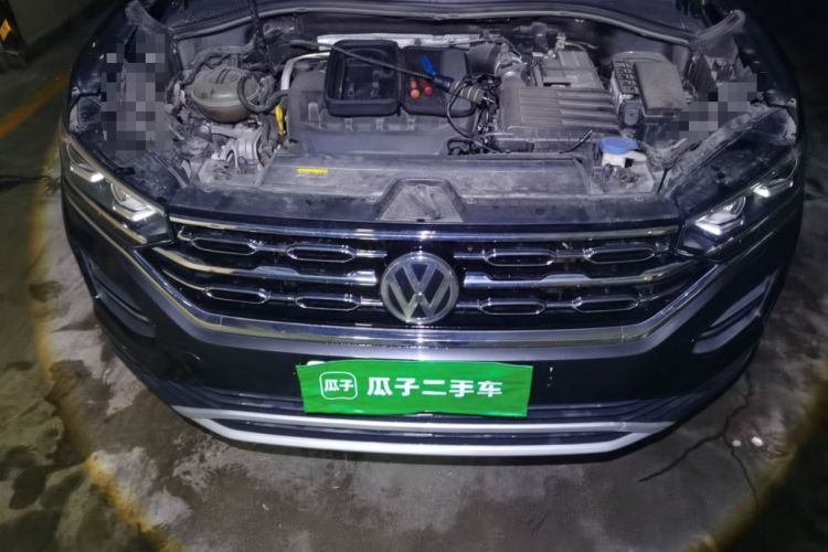 Used Volkswagen Tayron 2019 330TSI Two-Wheel Drive Luxury Model China VI Standard Engine Bay