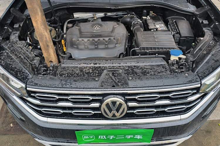 Used Volkswagen Tayron 2019 330TSI Two-Wheel Drive Prestige Version China V Standard Engine Bay