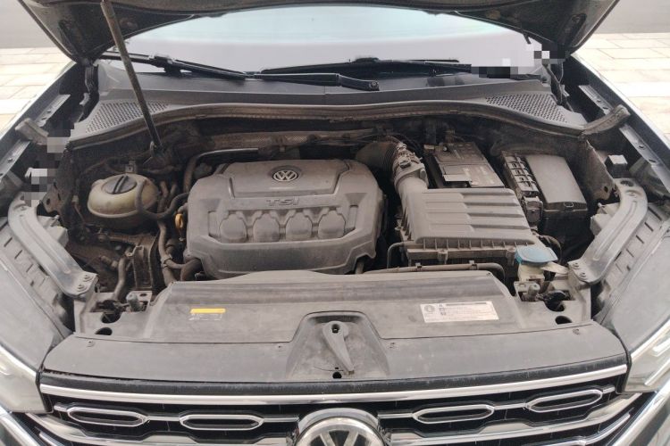 Used Volkswagen Tayron 2019 330TSI Two-Wheel-Drive Luxury Version China V Emission Standard Engine Bay