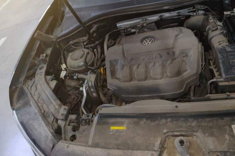 Used Volkswagen Tayron 2019 330TSI Two-Wheel Drive Luxury Model China VI Standard Engine Bay Right