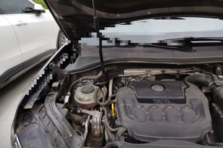 Used Volkswagen Tayron 2019 330TSI Two-Wheel Drive Luxury Model China VI Standard Engine Bay Right