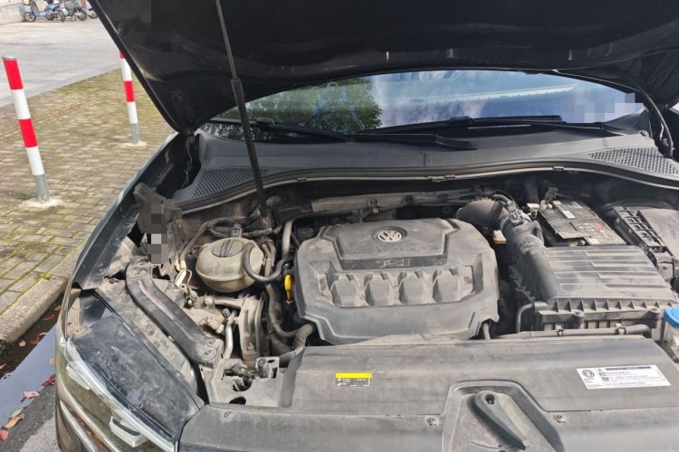 Used Volkswagen Tayron 2019 330TSI Two-Wheel Drive Luxury Model China VI Standard Engine Bay Right