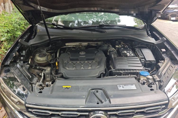 Used Volkswagen Tayron 2019 330TSI Two-Wheel-Drive Luxury Plus China VI Standard Engine Bay