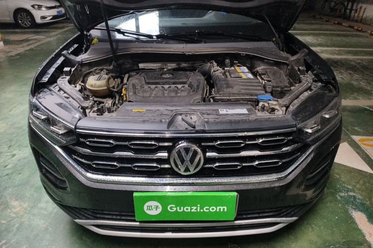 Used Volkswagen Tayron 2019 330TSI Two-Wheel Drive Luxury Model China VI Standard Engine Bay