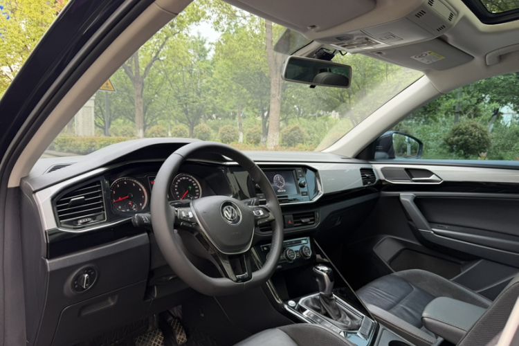 Used Volkswagen Tayron 2019 330TSI Two-Wheel Drive Luxury Model China VI Standard Exterior 3