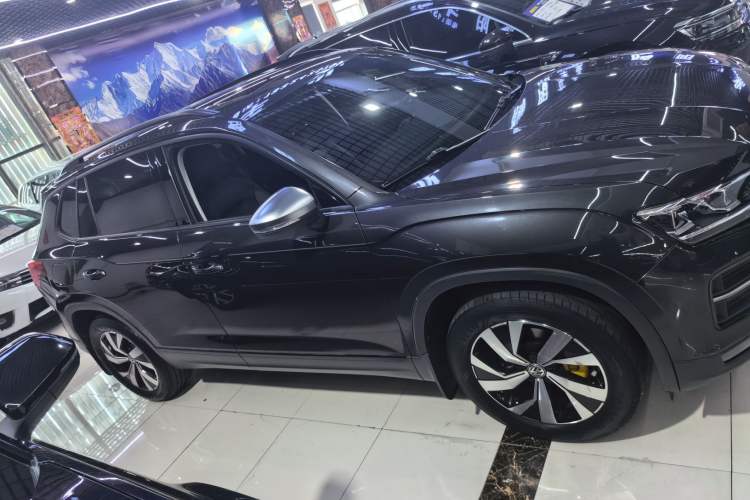 Used Volkswagen Tayron 2019 330TSI Two-Wheel Drive Luxury Model China VI Standard Exterior 3