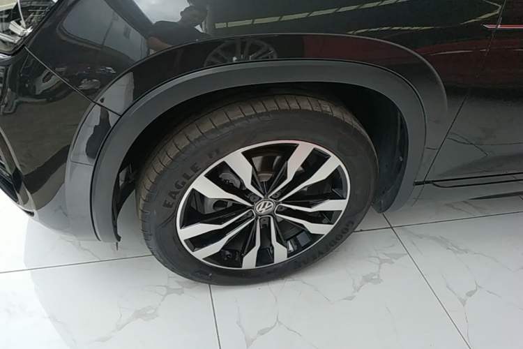 Used Volkswagen Tayron 2019 380TSI All-Wheel Drive R-Line China V-standard Exterior 4