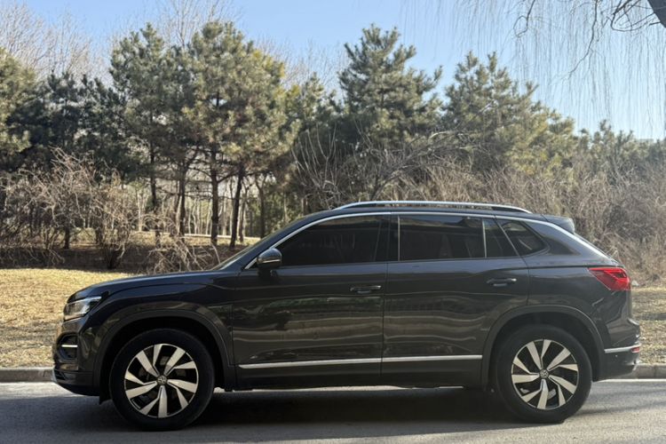 Used Volkswagen Tayron 2019 330TSI Two-Wheel-Drive Luxury Version China V Emission Standard Exterior 4