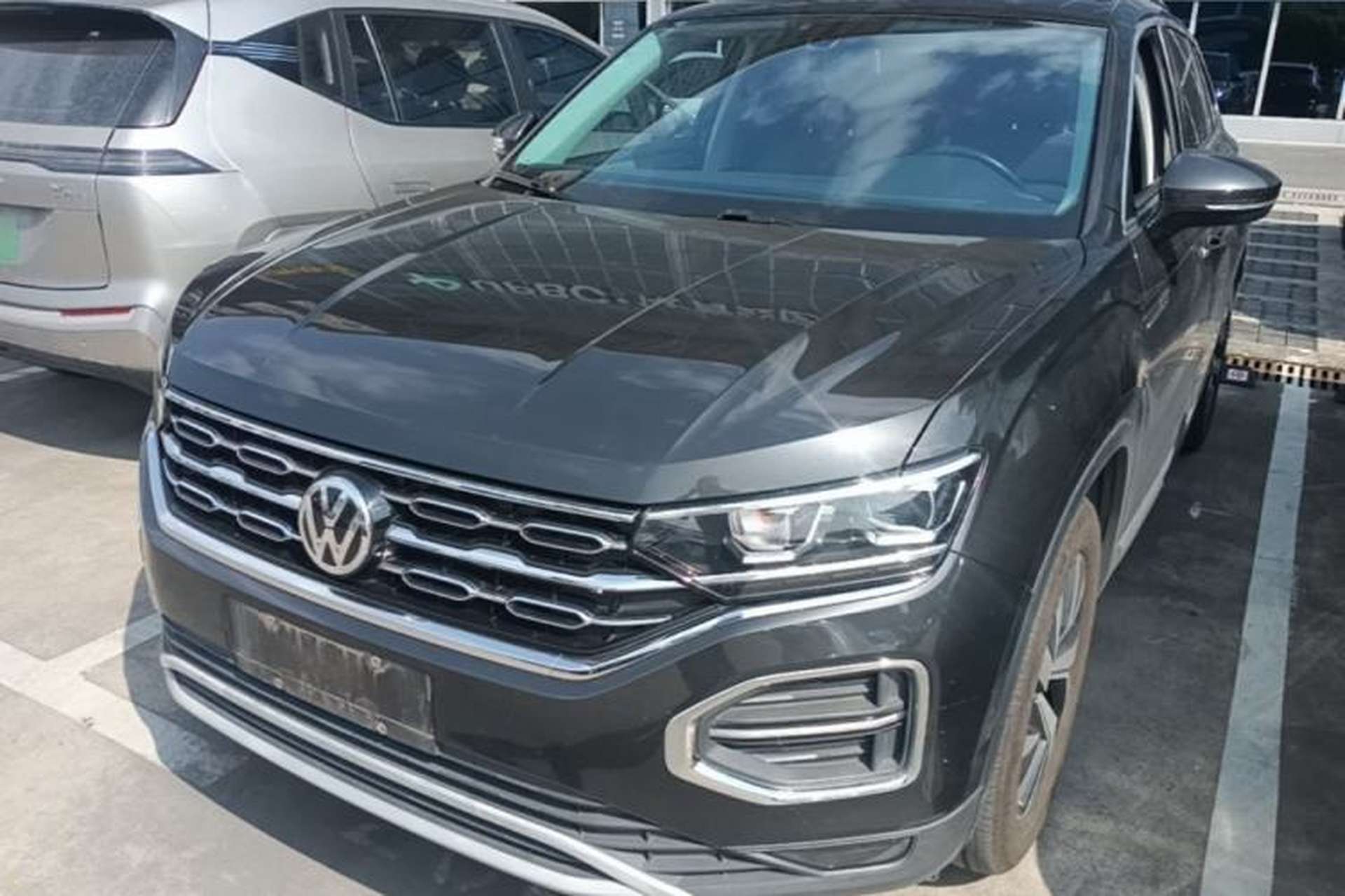 Used Volkswagen Tayron 2019 330TSI Two-Wheel Drive Luxury Model China VI Standard Front Left 45 Deg