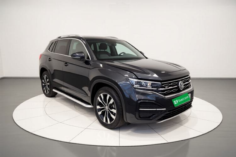 Used Volkswagen Tayron 2019 380TSI All-Wheel Drive R-Line China V-standard Front Right 45 Deg