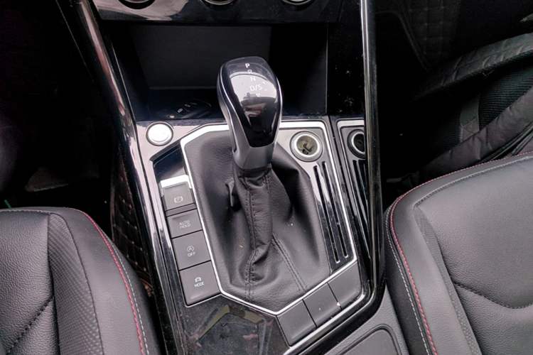 Used Volkswagen Tayron 2019 330TSI Two-Wheel Drive Luxury Model China VI Standard Gear Lever
