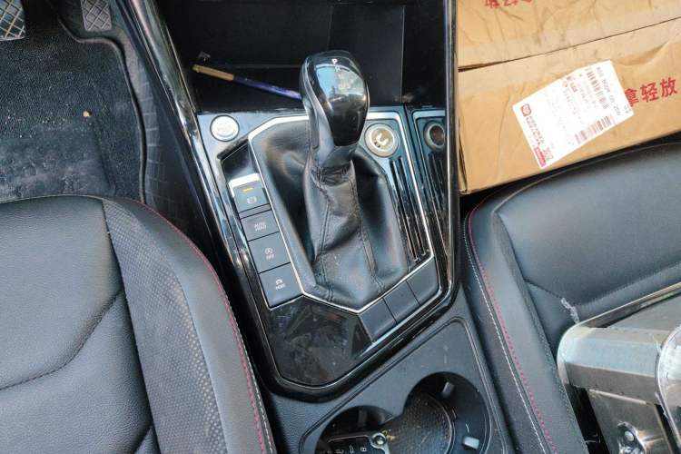 Used Volkswagen Tayron 2019 330TSI Two-Wheel Drive Luxury Model China VI Standard Gear Lever