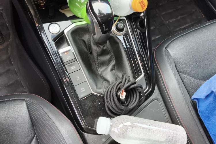 Used Volkswagen Tayron 2019 330TSI Two-Wheel Drive Luxury Model China VI Standard Gear Lever