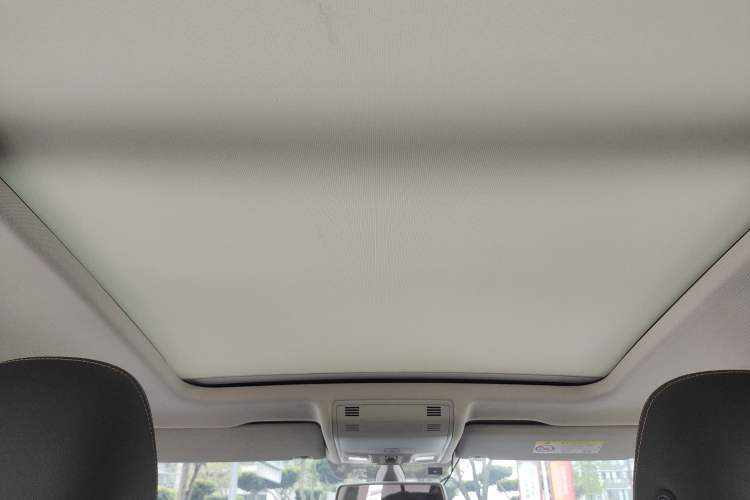 Used Volkswagen Tayron 2019 330TSI Two-Wheel-Drive Luxury Version China V Emission Standard Headliner