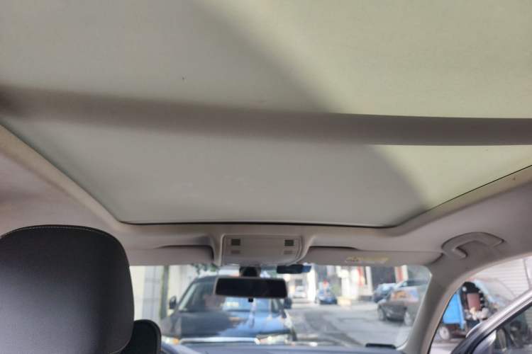 Used Volkswagen Tayron 2019 330TSI Two-Wheel Drive Luxury Model China VI Standard Headliner