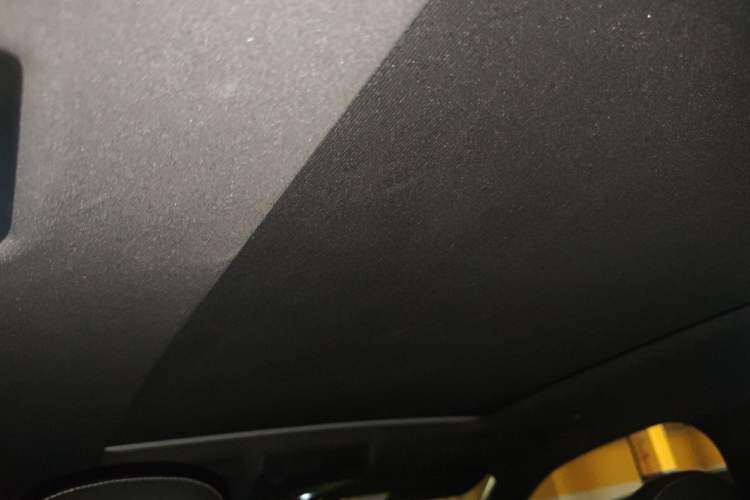 Used Volkswagen Tayron 2019 380TSI Four-Wheel Drive R-Line China VI-standard Headliner