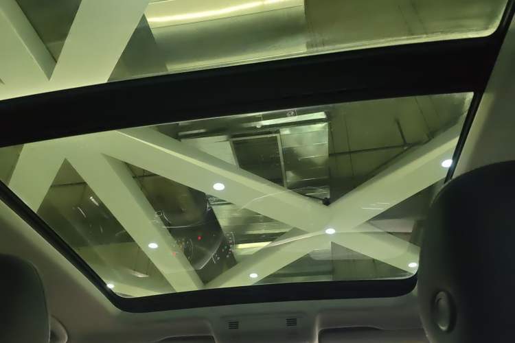 Used Volkswagen Tayron 2019 330TSI Four-Wheel Drive Luxury Version China VI Standard Headliner