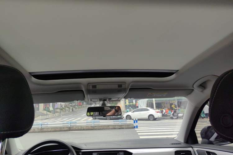 Used Volkswagen Tayron 2019 330TSI Four-Wheel Drive Luxury Version China VI Standard Headliner