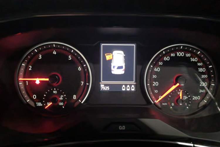 Used Volkswagen Tayron 2019 330TSI Two-Wheel Drive Luxury Model China VI Standard Instrument Cluster