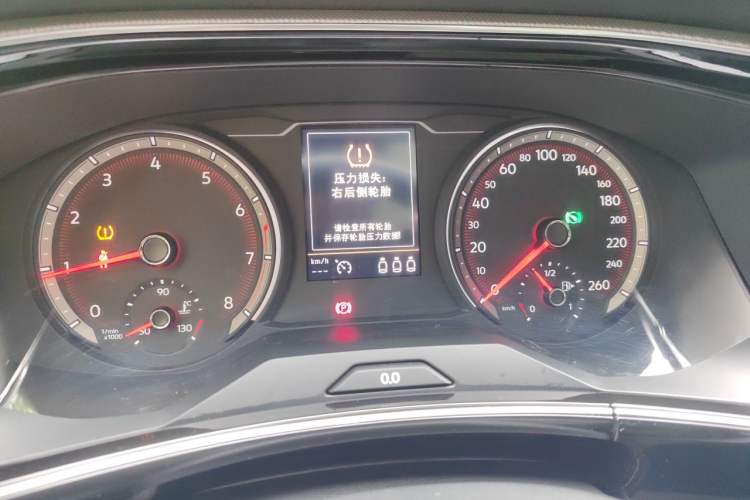 Used Volkswagen Tayron 2019 330TSI Two-Wheel Drive Luxury Model China VI Standard Instrument Cluster