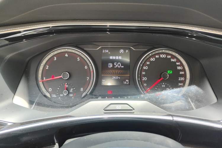 Used Volkswagen Tayron 2019 330TSI Two-Wheel Drive Luxury Model China VI Standard Instrument Cluster